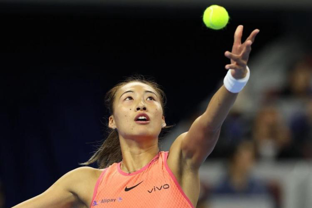 终极之夜!网球冠军悬念即将揭晓 终极之夜!网球冠军悬念即将揭晓