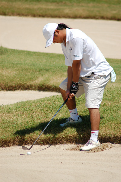 高尔夫选手赛后落泪，背后故事感人
