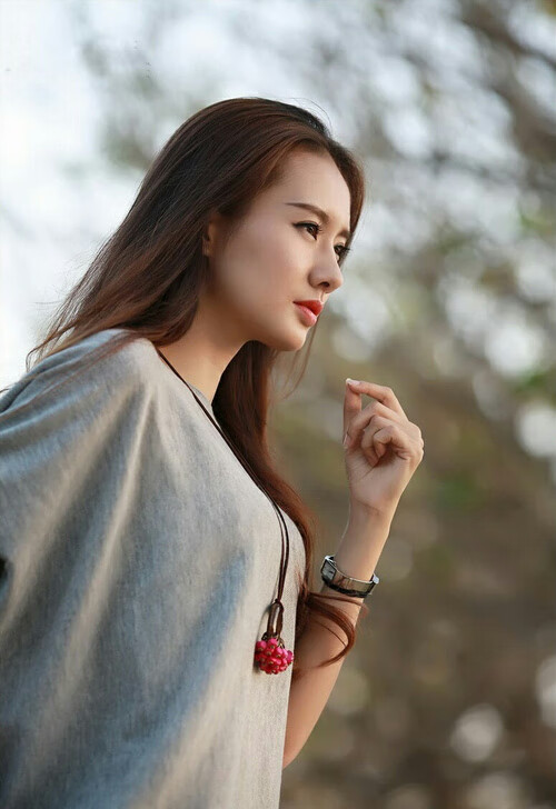 跨界体育史诗，上海队加时鏖战擒火箭，恩比德F1赛道逆袭夺年度王座