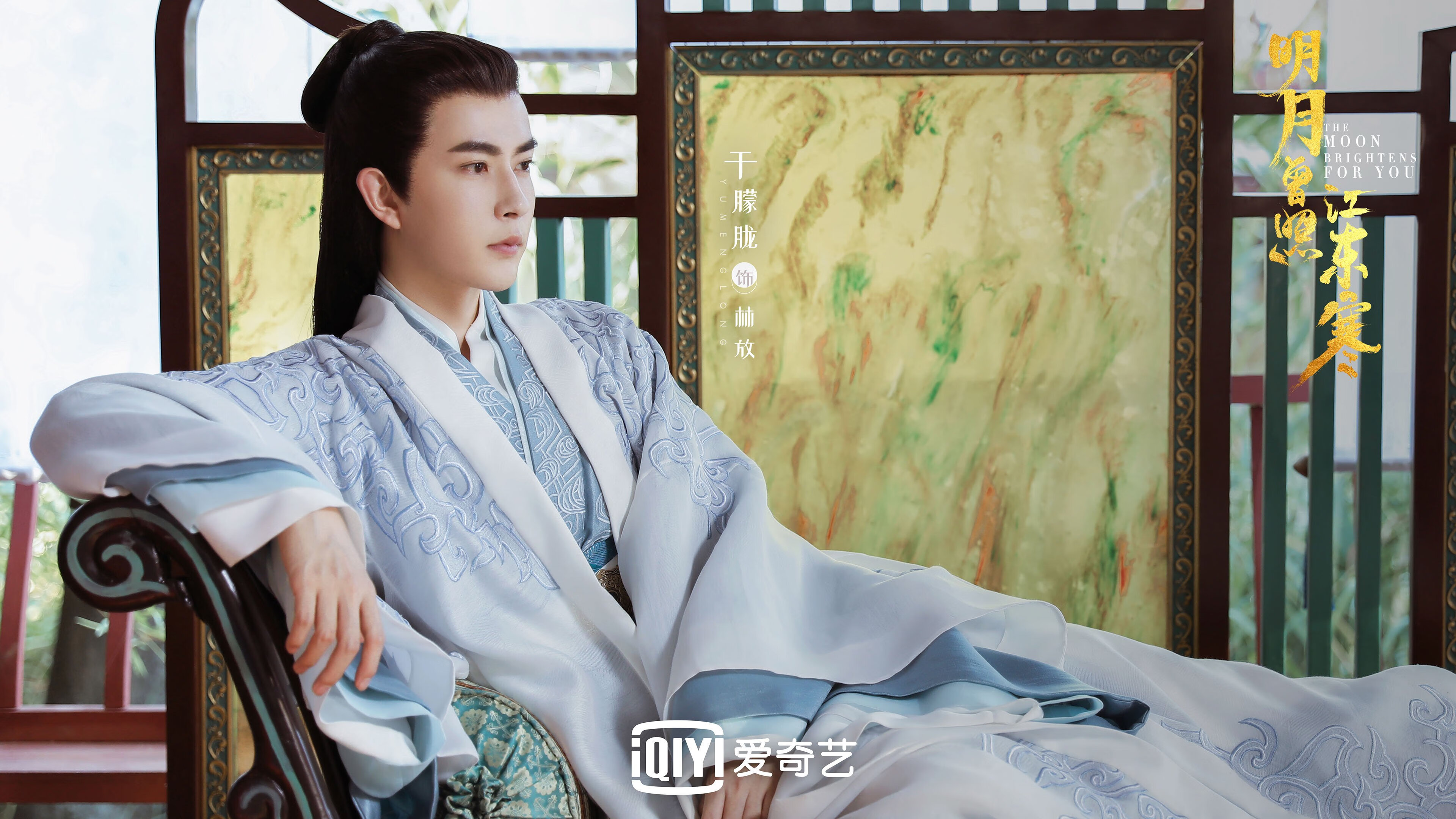 绿茵场与篮球馆的共鸣，当世界杯焦点战遇见CBA的逆袭